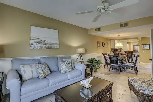 Living room at Hilton Head Cabanas 13
